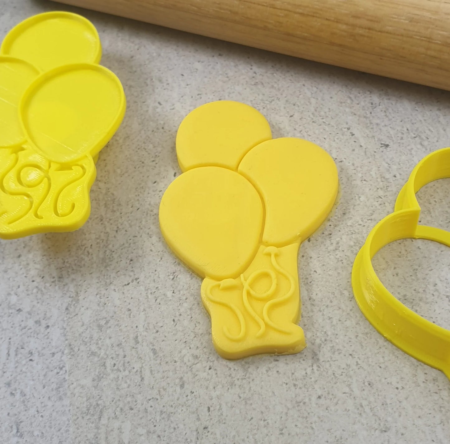 Cookie Cutter 3 Balloons Cutter and Embosser Stamp