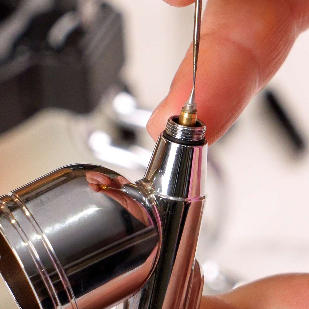 AIRBRUSH CLEANING JAR