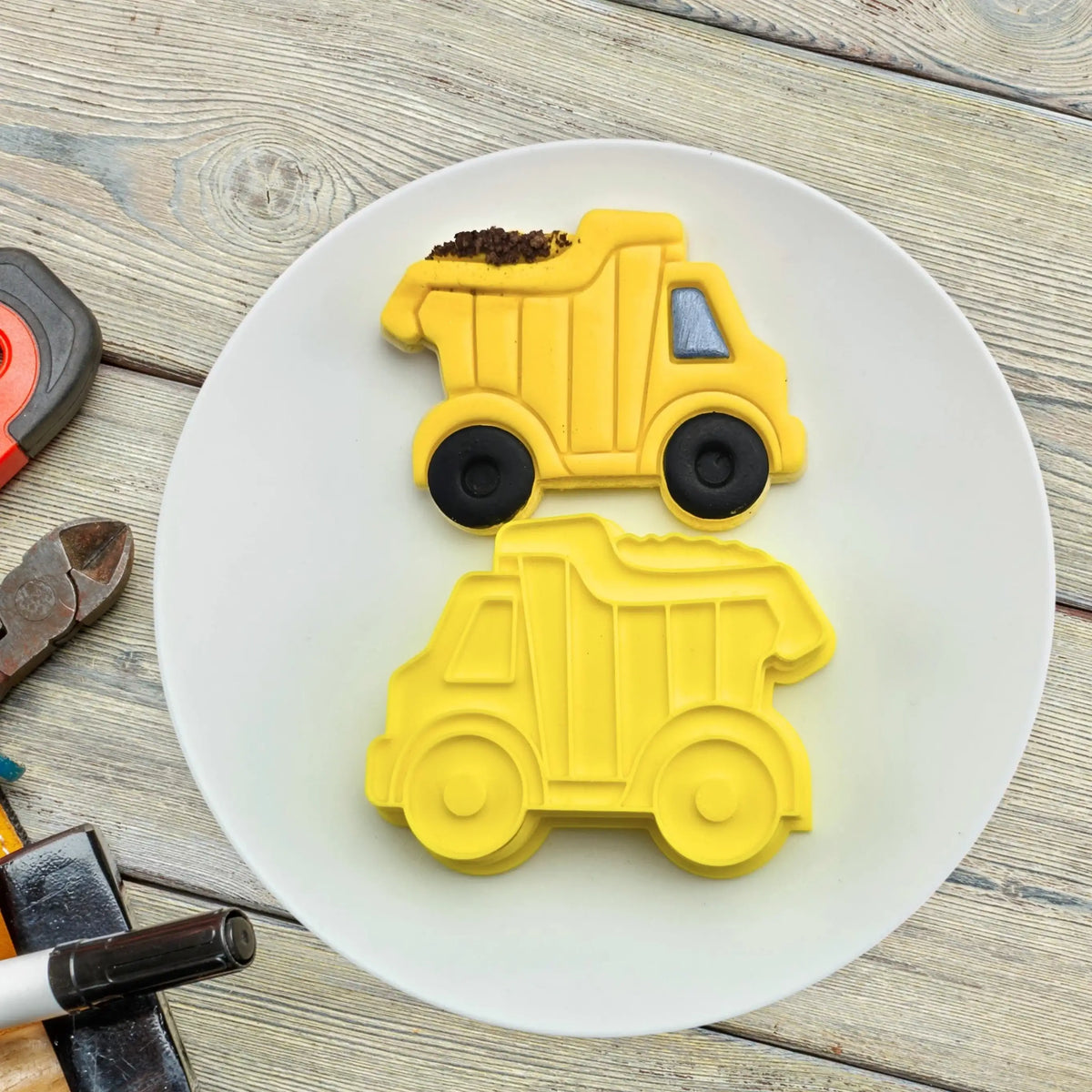 Cookie Cutter Dump Truck Cutter & Embosser Set