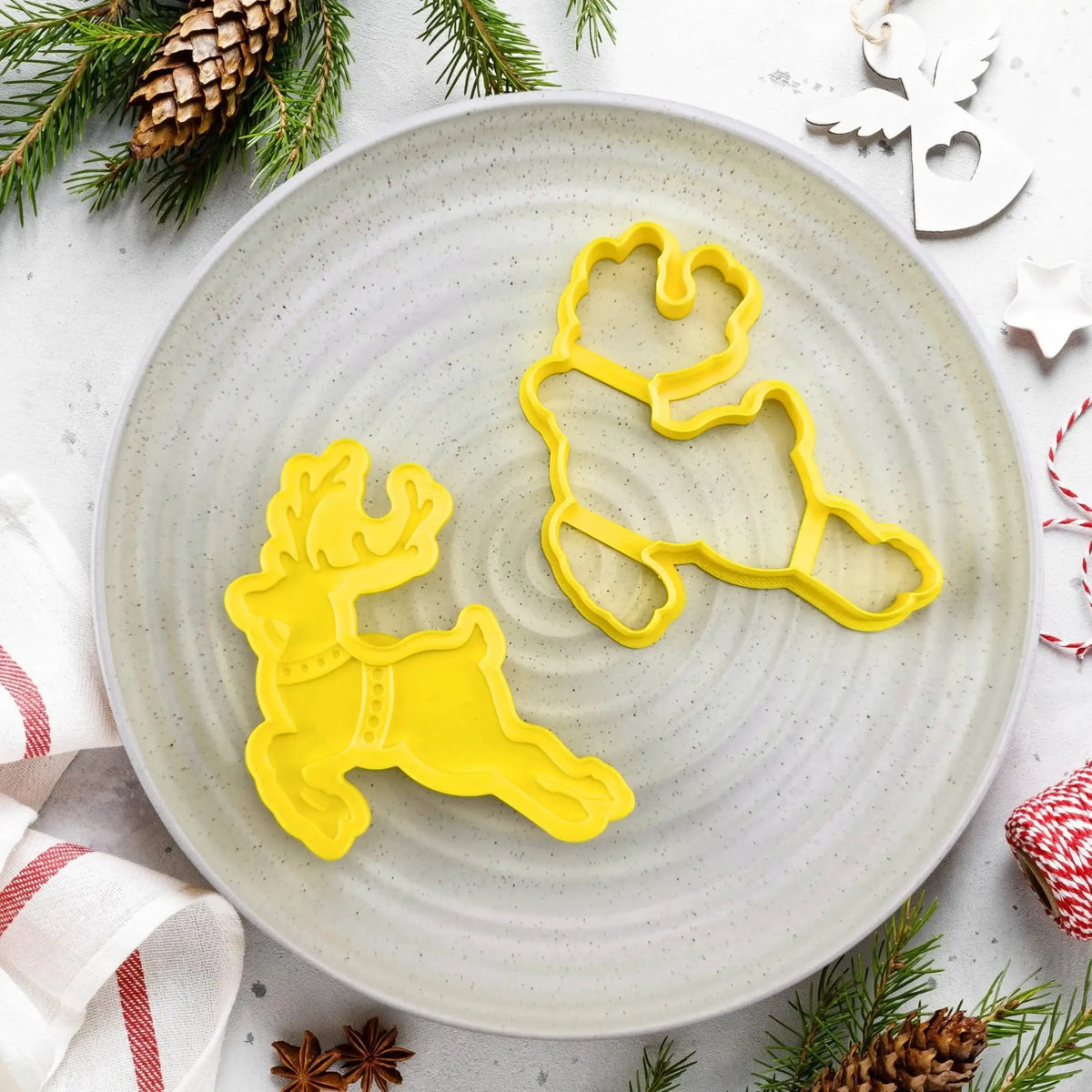 Flying Reindeer Cutter and Debosser Set