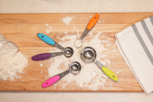 MEASURING SPOON WITH SILICONE GRIP LOYAL