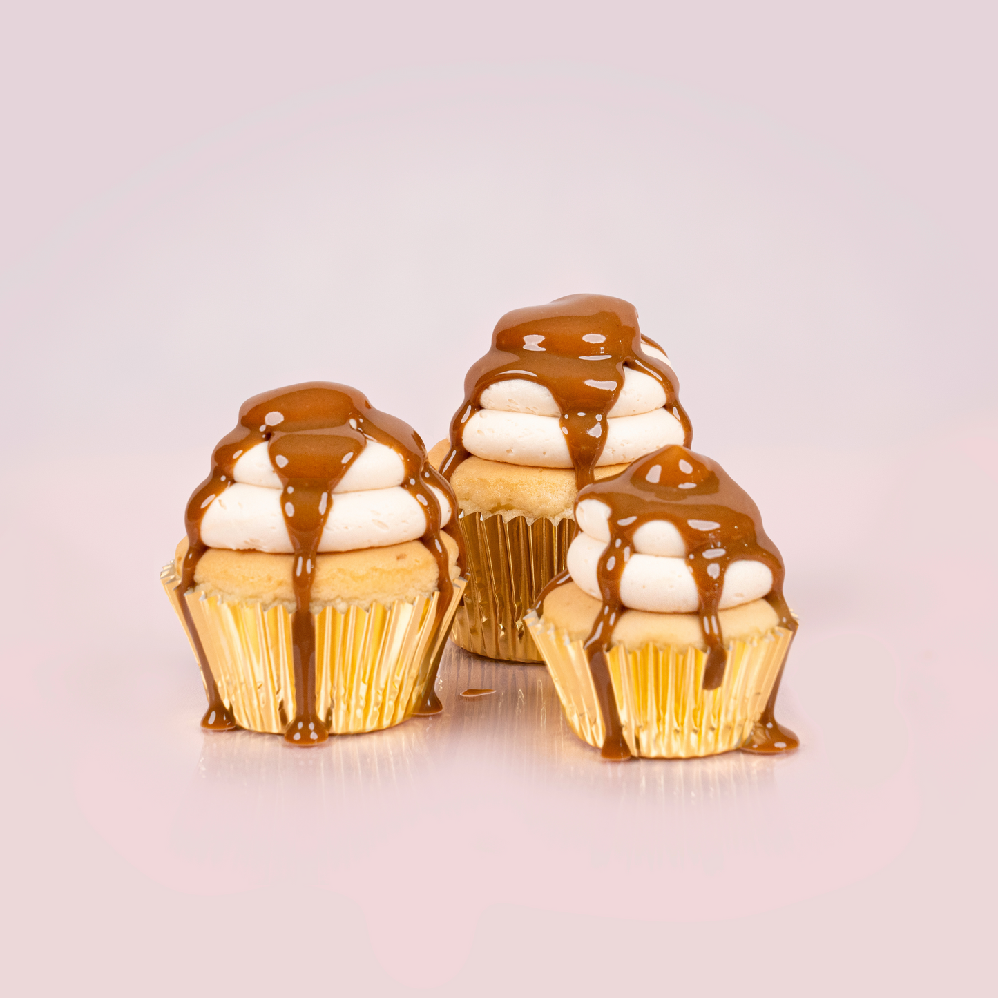 Foil Baking Cups Gold (100pc) Loyal