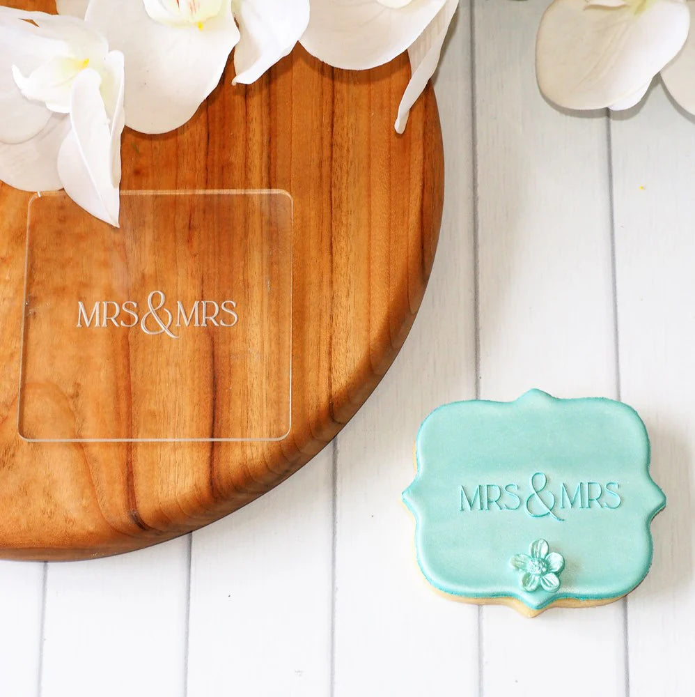 Cookie Stamp Mr & Mrs Raise It Up / Deboss Cookie Stamp