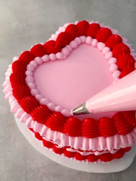 MONDO White 8" 3mm Compressed Cake Board | Heart