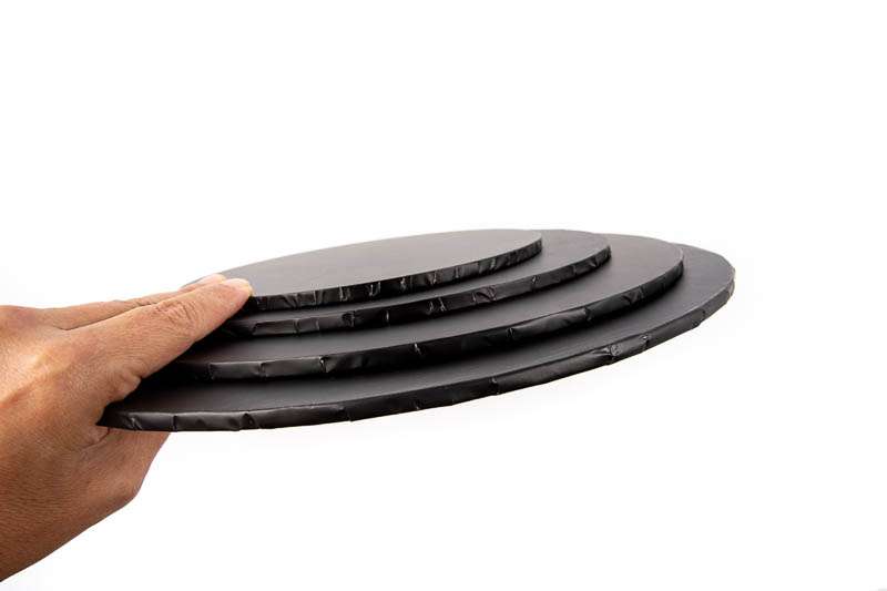 Papyrus & Co Matte Black Round Masonite Cake Board