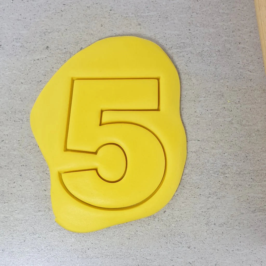 Cookie Cutter Number 5 Cutter(Wide Version) – Ipswich Cake Room