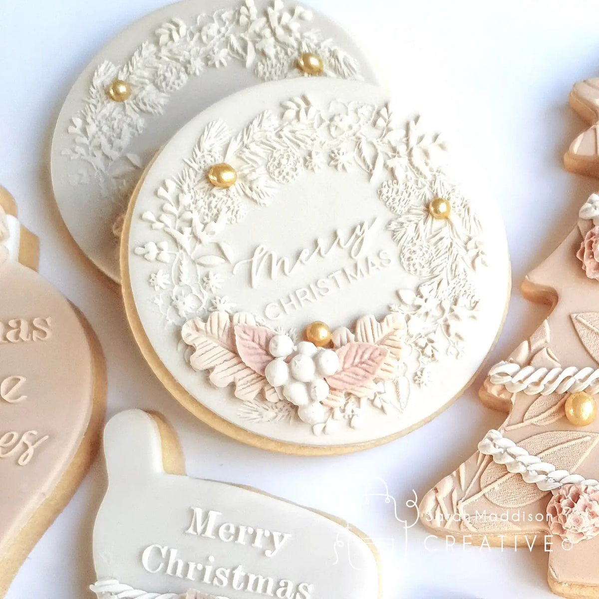 Merry Christmas Wreath Debosser (Sarah Maddison Creative) – view 2