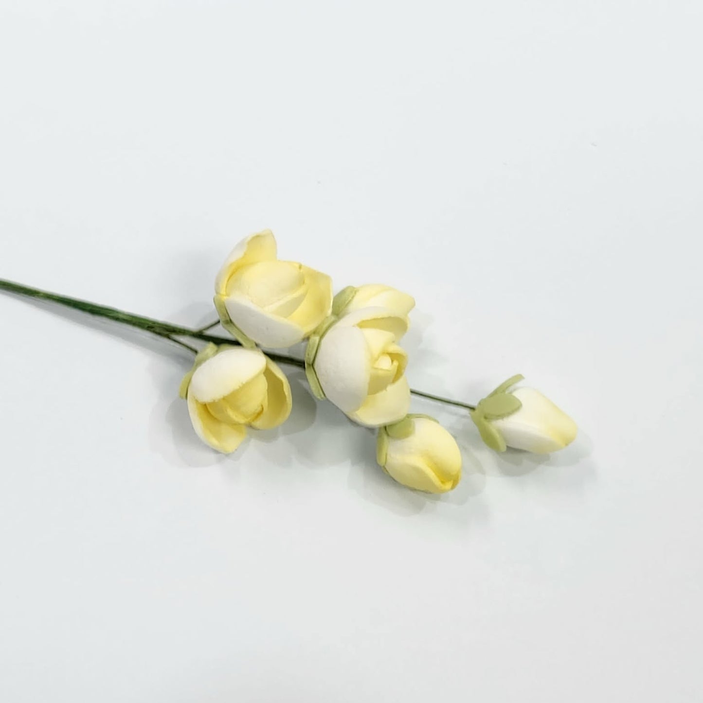 Cluster Rose Yellow