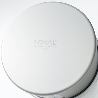 Cake Tin 7" Round LOYAL Elite Anodised 4" Deep