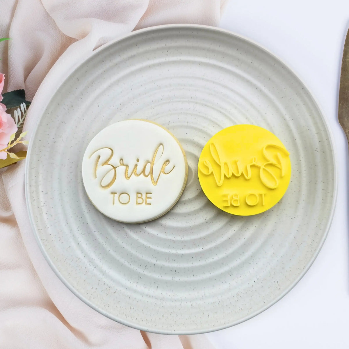Bride To Be V3 Embosser – view 2