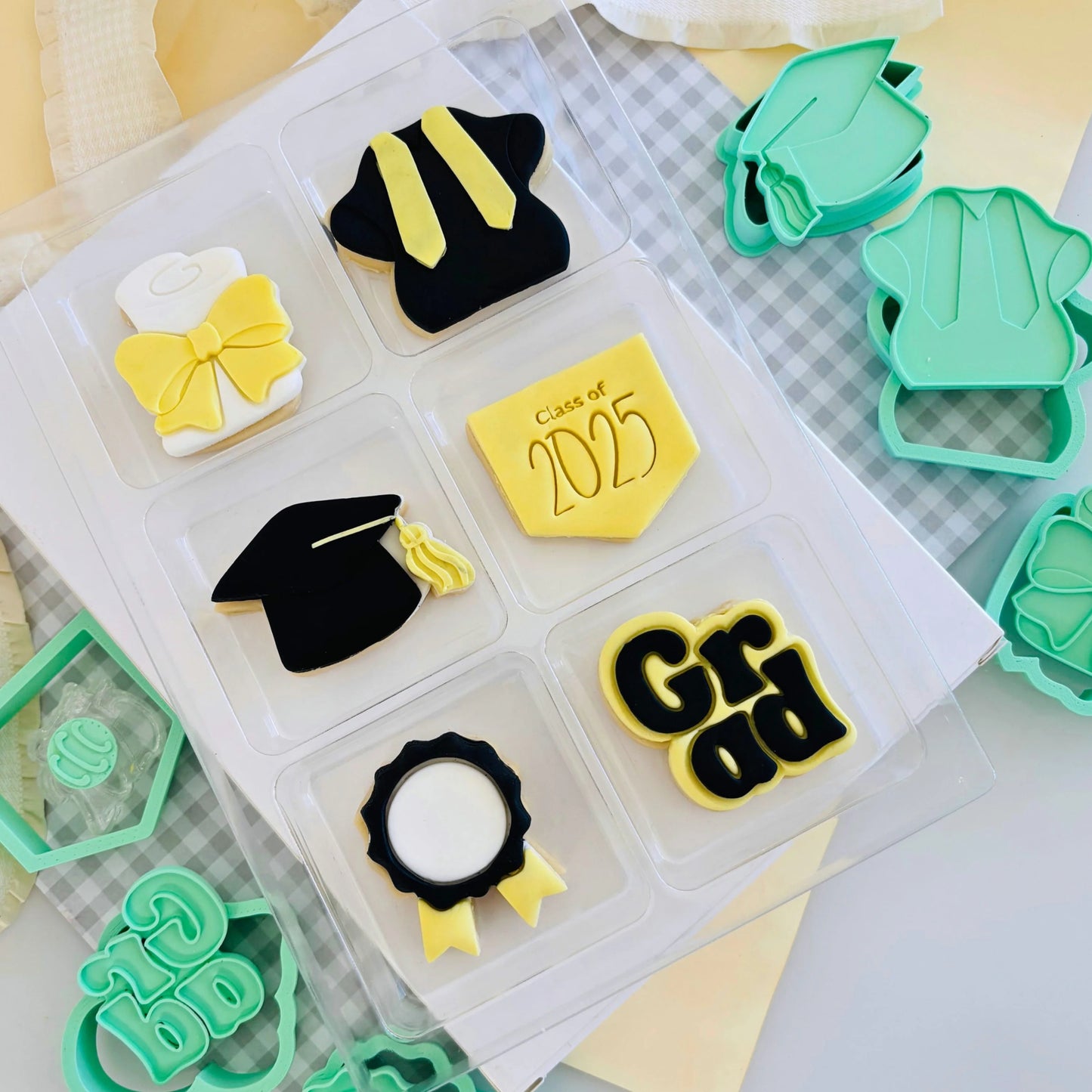 Graduation Cap - Bento Minis Cutter Set (SweetP)