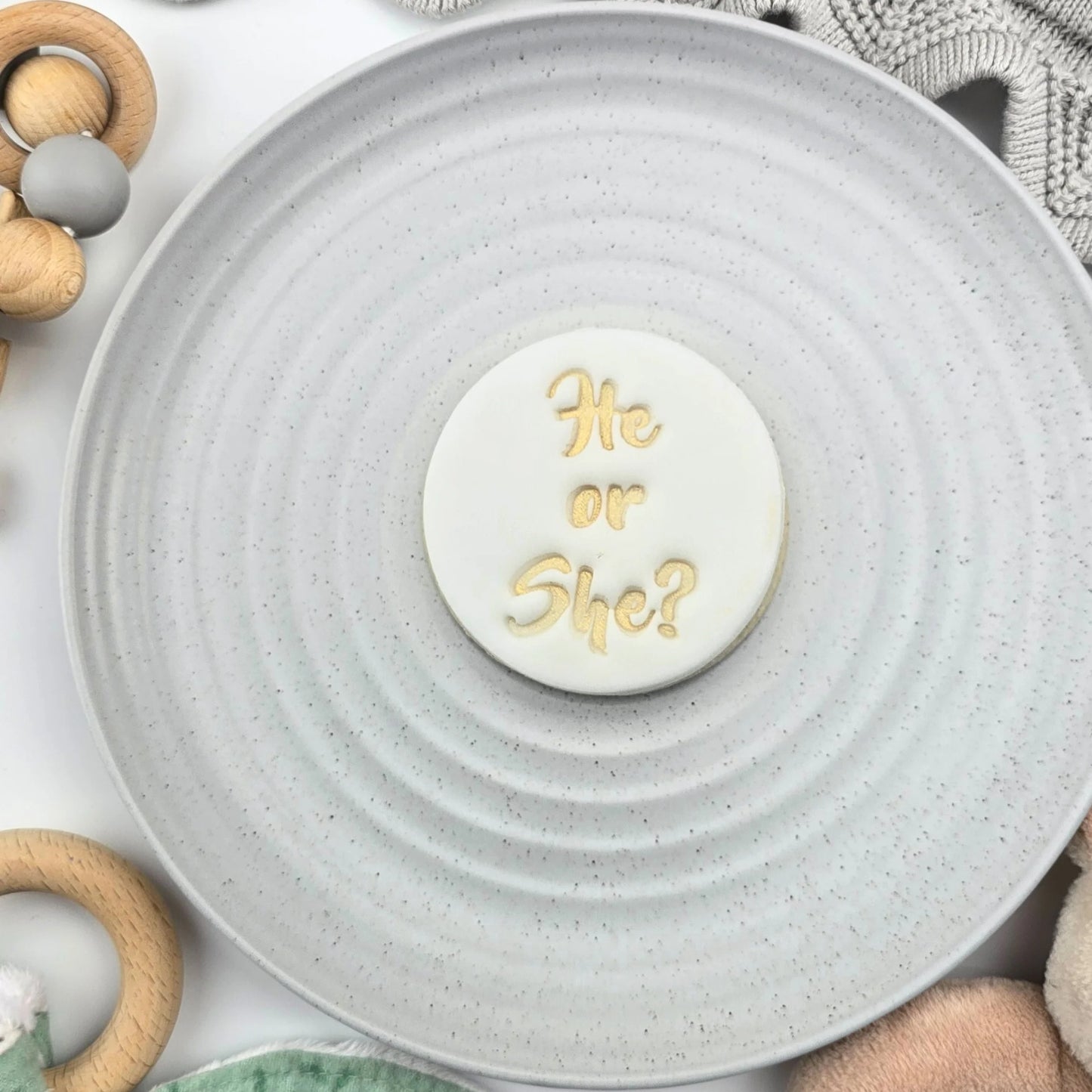 He or She? Embosser Cookie Stamp