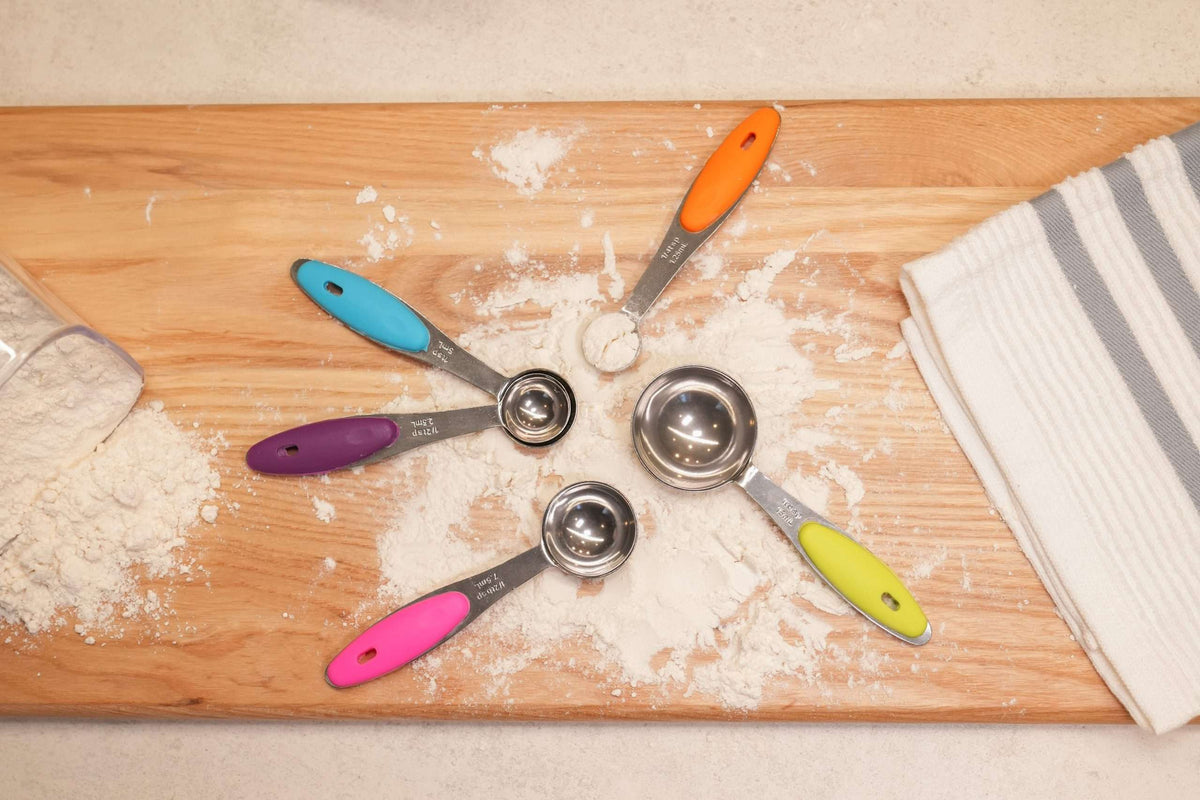 Loyal Measuring Spoon With Silicone Grip