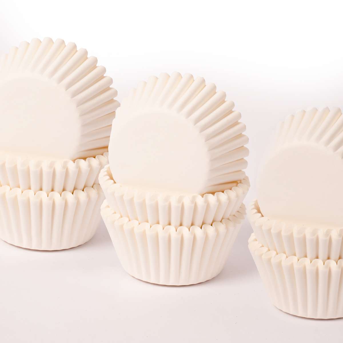 Mini WHITE Greaseproof Paper Baking Cups (50 pack) - 35mm Base – view 4