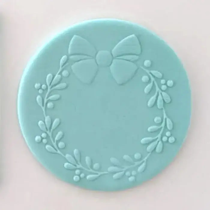 Cookie Stamp Christmas Wreath Debosser – view 2