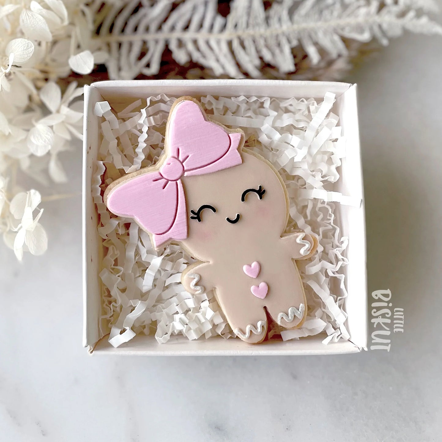 Gingerbread Girl with Bow Cutter & Debosser Set (Little Biskut)LARGE 78mm x 104mm