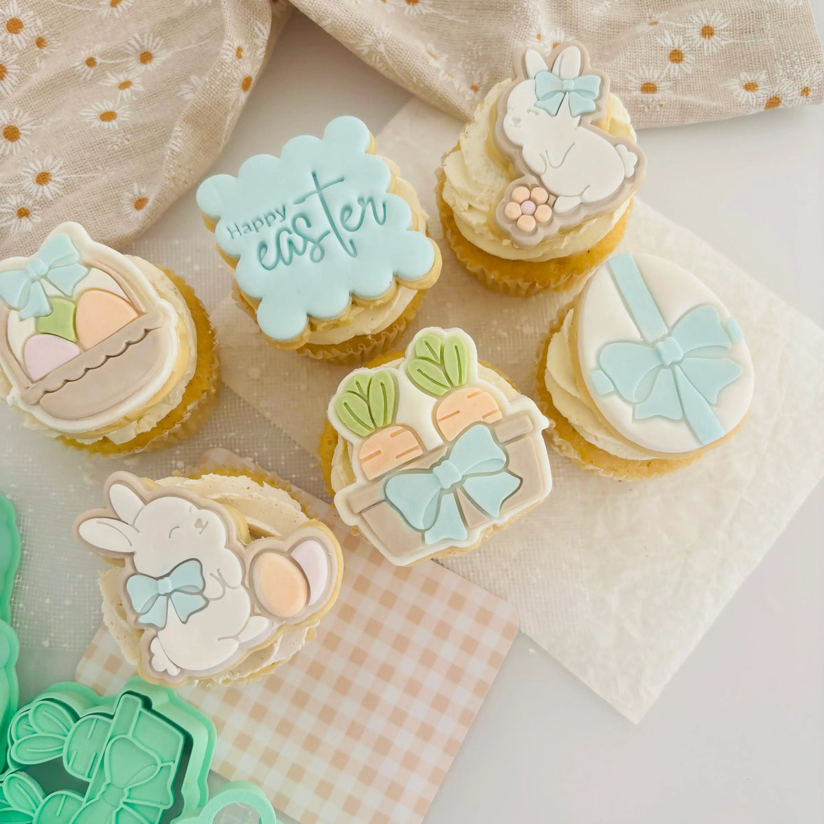 Chubby Bunny with Flower - Bento Minis Cutter Set (SweetP) – view 2